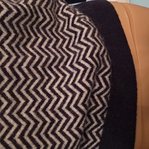 J crew high neck long sleeves sweater top size small - Picture 12 of 13